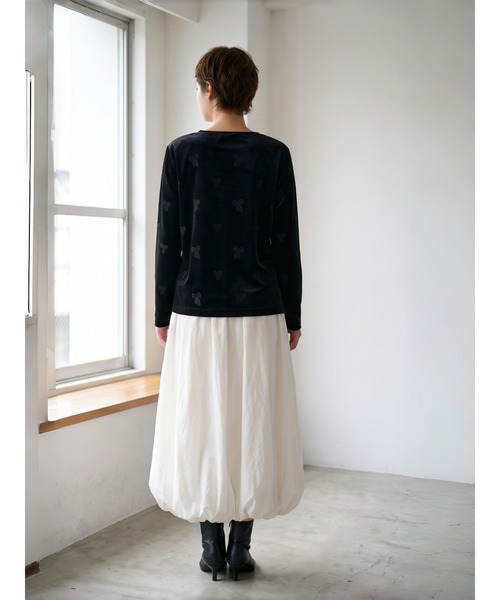 Sew loop(ソーループ)の「ベロアリボン柄立体プリント長袖Tシャツ(Tシャツ/カットソー・レディース・ブラック/ネイビー/ブラウン/グレー・FREE)」の15枚目の写真