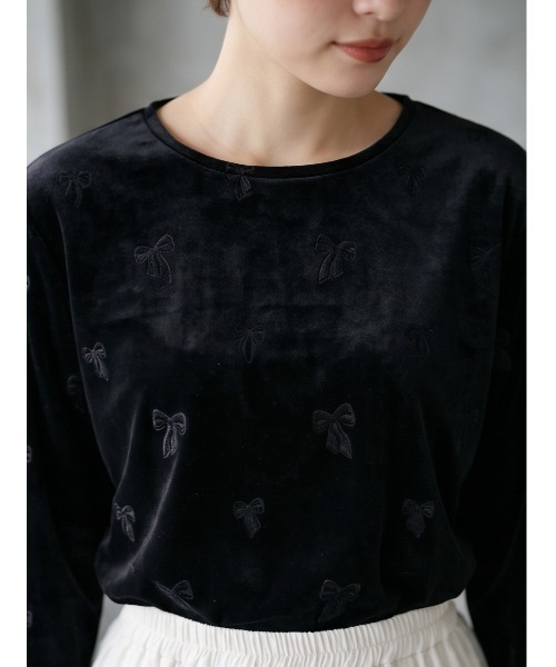 Sew loop(ソーループ)の「ベロアリボン柄立体プリント長袖Tシャツ(Tシャツ/カットソー・レディース・ブラック/ネイビー/ブラウン/グレー・FREE)」の16枚目の写真