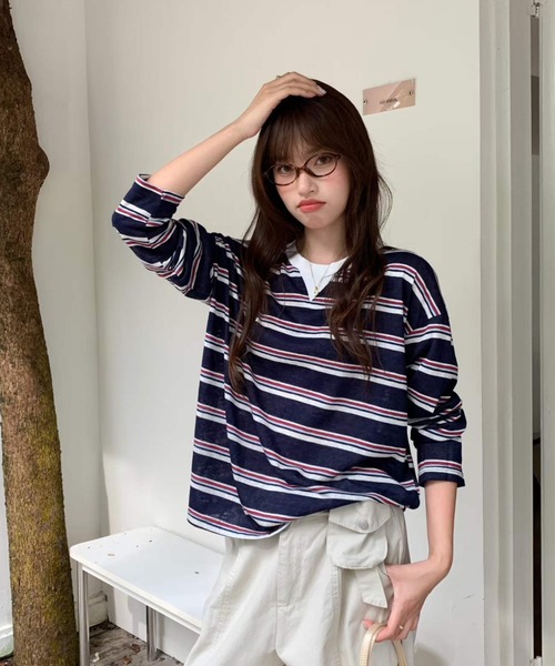 GEMEDA(ジェメダ)の「クルーネックボーダー柄ロングスリーブTシャツ(Tシャツ/カットソー・レディース・ホワイト/グレー・M)」の13枚目の写真
