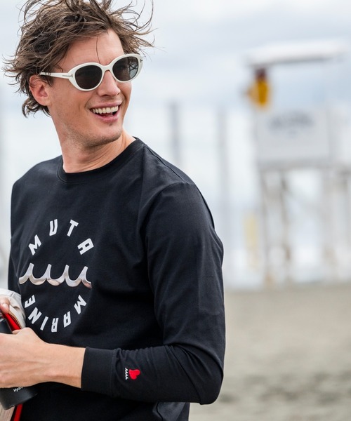 muta marine(ムータ・マリン)の「muta MARINE/ムータ マリン/別注Circle MM Metal Wave LS(Tシャツ/カットソー・メンズ・ブラック/ホワイト・LARGE/X-LARGE/MEDIUM)」の4枚目の写真