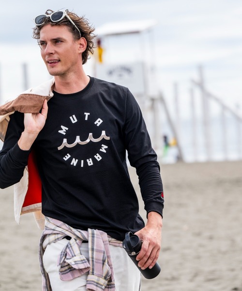 muta marine(ムータ・マリン)の「muta MARINE/ムータ マリン/別注Circle MM Metal Wave LS(Tシャツ/カットソー・メンズ・ブラック/ホワイト・LARGE/X-LARGE/MEDIUM)」の8枚目の写真