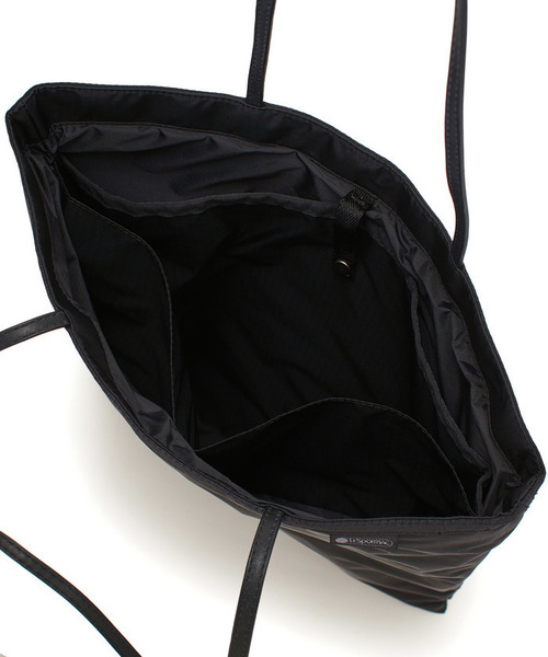 LeSportsac(レスポートサック)の「IN MIND VERTICAL TOTE ミッドナイトスクリプト(トートバッグ・レディース・ブラック・FREE)」の11枚目の写真