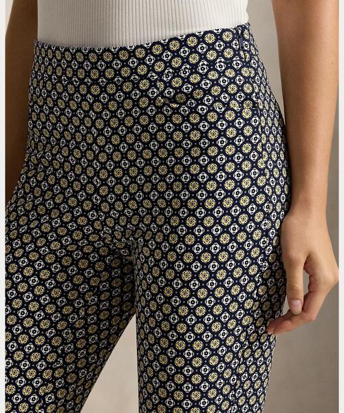 RLX GOLF(アールエルエックスゴルフ)の「フローラル ストレッチツイル パンツ(その他パンツ・レディース・ネイビー系1・0)」の4枚目の写真