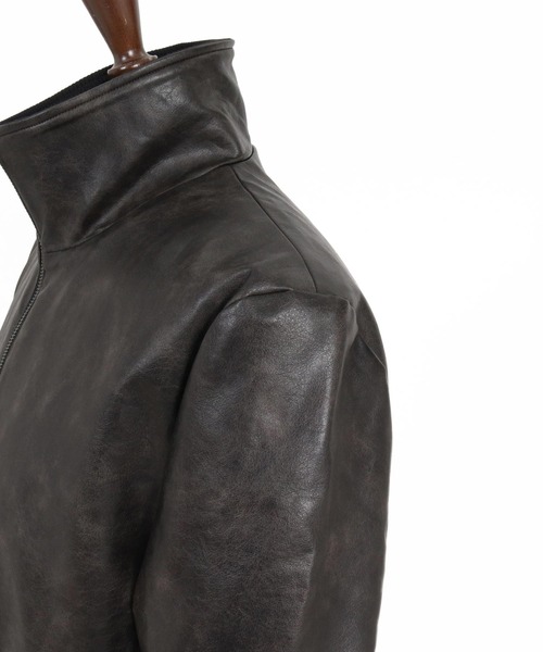 Maison code 13(メゾンコードサーティーン)の「mj11805- Synthetic Leather Ribbed Jacket シンセティックレザージャケット(M26W-13)(ブルゾン・メンズ・ダークブラウン/ブラウン・S/M/L)」の22枚目の写真