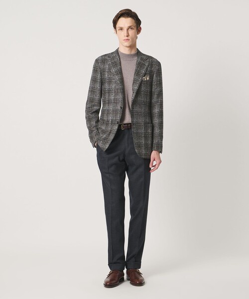 UNITED ARROWS(ユナイテッドアローズ)の「ブークレ チェック シングル 3ボタン テーラードジャケット CーMODEL(テーラードジャケット・メンズ・ダークグレー・48/50/46)」の4枚目の写真