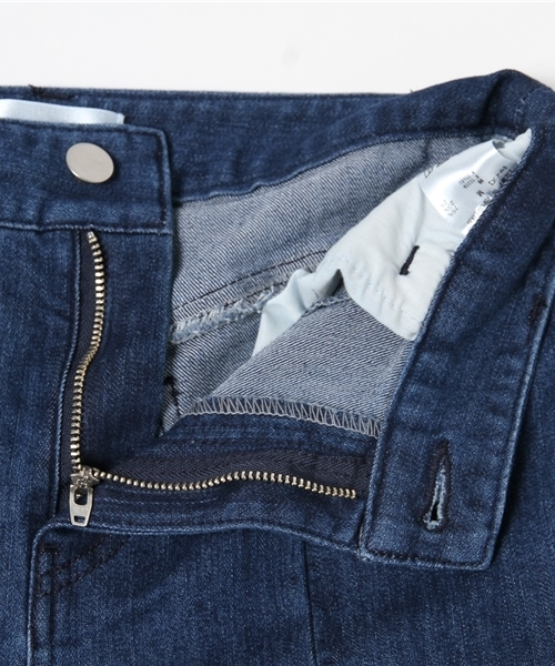 WEGO（ウィゴー）の「DISPARK/ランダムカットフレアデニムパンツ（デニムパンツ・レディース・インディゴブルー・LARGE/MEDIUM）」の11枚目の写真