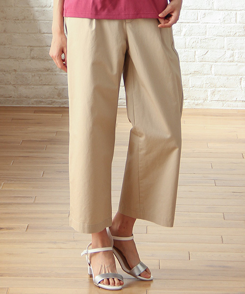 Honeys（ハニーズ）の「チノワイドパンツアンクル丈（チノパンツ・レディース・キャメル/ライトベージュ/ネイビー/ブラック/カーキ/オレンジ/ブラウン/ベージュ・S/LL/L/M）」の5枚目の写真
