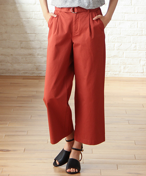 Honeys（ハニーズ）の「チノワイドパンツアンクル丈（チノパンツ・レディース・キャメル/ライトベージュ/ネイビー/ブラック/カーキ/オレンジ/ブラウン/ベージュ・S/LL/L/M）」の9枚目の写真