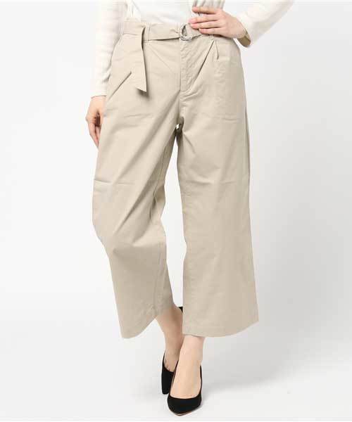 Honeys（ハニーズ）の「チノワイドパンツアンクル丈（チノパンツ・レディース・キャメル/ライトベージュ/ネイビー/ブラック/カーキ/オレンジ/ブラウン/ベージュ・S/LL/L/M）」の2枚目の写真