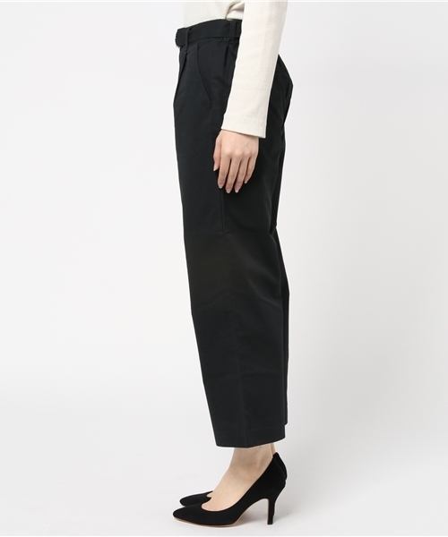 Honeys（ハニーズ）の「チノワイドパンツアンクル丈（チノパンツ・レディース・キャメル/ライトベージュ/ネイビー/ブラック/カーキ/オレンジ/ブラウン/ベージュ・S/LL/L/M）」の13枚目の写真