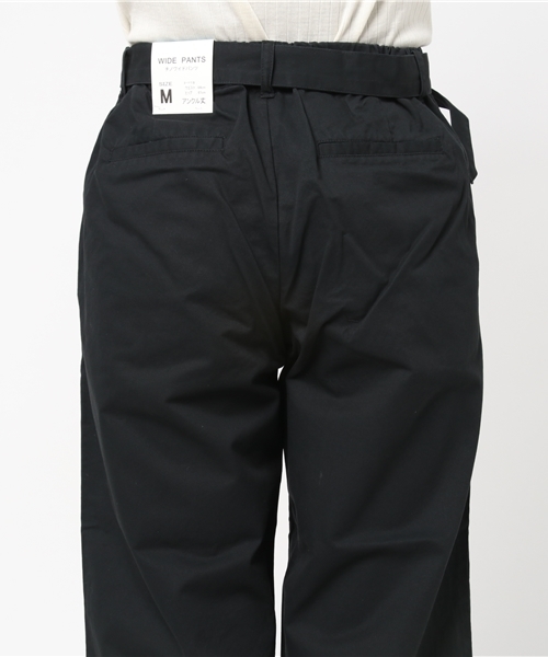 Honeys（ハニーズ）の「チノワイドパンツアンクル丈（チノパンツ・レディース・キャメル/ライトベージュ/ネイビー/ブラック/カーキ/オレンジ/ブラウン/ベージュ・S/LL/L/M）」の16枚目の写真