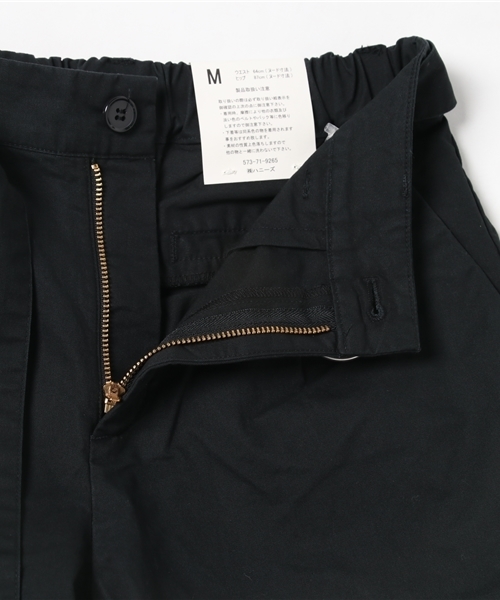 Honeys（ハニーズ）の「チノワイドパンツアンクル丈（チノパンツ・レディース・キャメル/ライトベージュ/ネイビー/ブラック/カーキ/オレンジ/ブラウン/ベージュ・S/LL/L/M）」の20枚目の写真