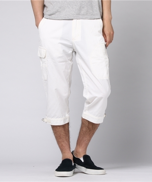 AVIREX（アヴィレックス）の「【直営店限定】avirex/ アヴィレックス / CORDURA MIX TAPE ADJUST CROPPED PANTS/ コーデュラ　ミックス　テープ　アジャスト　クロップドパンツ（カーゴパンツ・メンズ・オレンジ/ホワイト/オリーブ/チャコール・X-LARGE/LARGE/XX-LARGE/MEDIUM）」の2枚目の写真