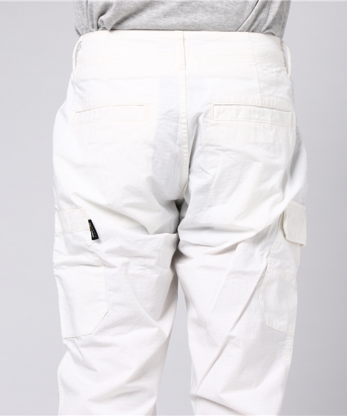 AVIREX（アヴィレックス）の「【直営店限定】avirex/ アヴィレックス / CORDURA MIX TAPE ADJUST CROPPED PANTS/ コーデュラ　ミックス　テープ　アジャスト　クロップドパンツ（カーゴパンツ・メンズ・オレンジ/ホワイト/オリーブ/チャコール・X-LARGE/LARGE/XX-LARGE/MEDIUM）」の9枚目の写真