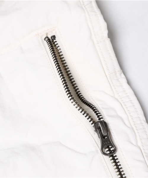 AVIREX（アヴィレックス）の「【直営店限定】avirex/ アヴィレックス / CORDURA MIX TAPE ADJUST CROPPED PANTS/ コーデュラ　ミックス　テープ　アジャスト　クロップドパンツ（カーゴパンツ・メンズ・オレンジ/ホワイト/オリーブ/チャコール・X-LARGE/LARGE/XX-LARGE/MEDIUM）」の13枚目の写真