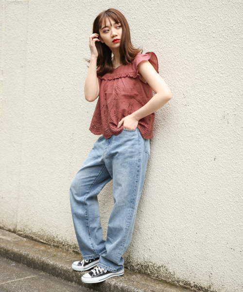 apres jour（アプレジュール）の「コットン刺繍フリルブラウス【ZOZOTOWN限定アイテム】（シャツ/ブラウス・レディース・ベージュ/オフホワイト/ダークブラウン/ライトグリーン・フリー）」の13枚目の写真