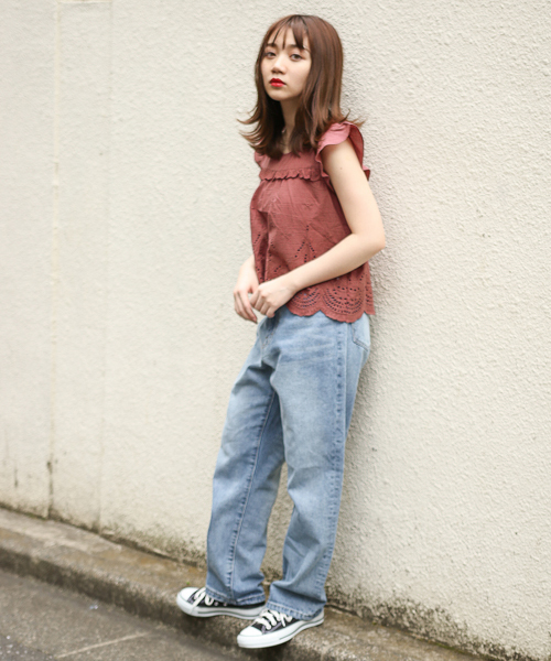 apres jour（アプレジュール）の「コットン刺繍フリルブラウス【ZOZOTOWN限定アイテム】（シャツ/ブラウス・レディース・ベージュ/オフホワイト/ダークブラウン/ライトグリーン・フリー）」の14枚目の写真