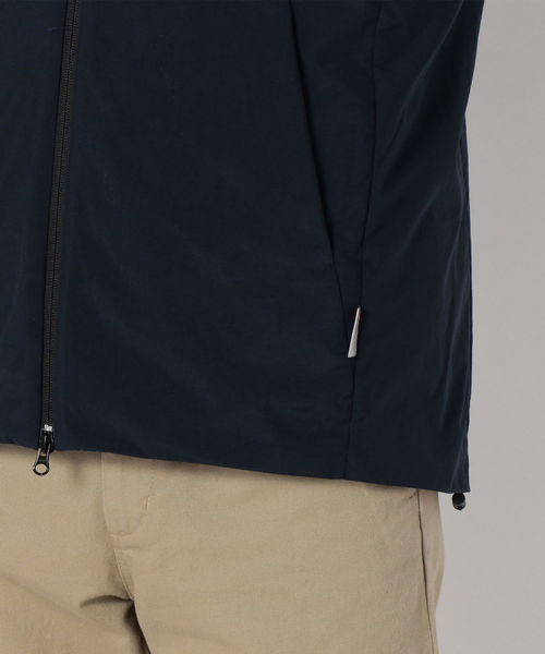 SHIPS(シップス)の「SU: 【TECH】 3wayマウンテンパーカー(マウンテンパーカー・メンズ・ベージュ/ネイビー/オリーブ・SMALL/MEDIUM/LARGE)」の17枚目の写真