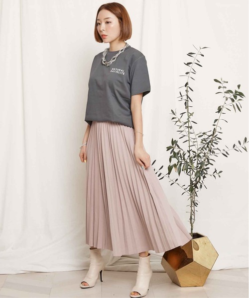 miniyu（ミニュウ）の「【WEB限定】”ゆるふわ”プリーツ・ロングスカート（スカート・レディース・ベージュ/ブラック/ピンク/グレイッシュベージュ・FREE）」の4枚目の写真