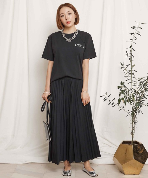 miniyu（ミニュウ）の「【WEB限定】”ゆるふわ”プリーツ・ロングスカート（スカート・レディース・ベージュ/ブラック/ピンク/グレイッシュベージュ・FREE）」の13枚目の写真