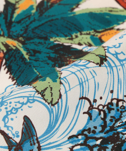 SHIPS any（シップス エニィ）の「LELLE:SEAプリントスカーフ（バンダナ/スカーフ・レディース・イエロー/オレンジ・ONE SIZE）」の4枚目の写真