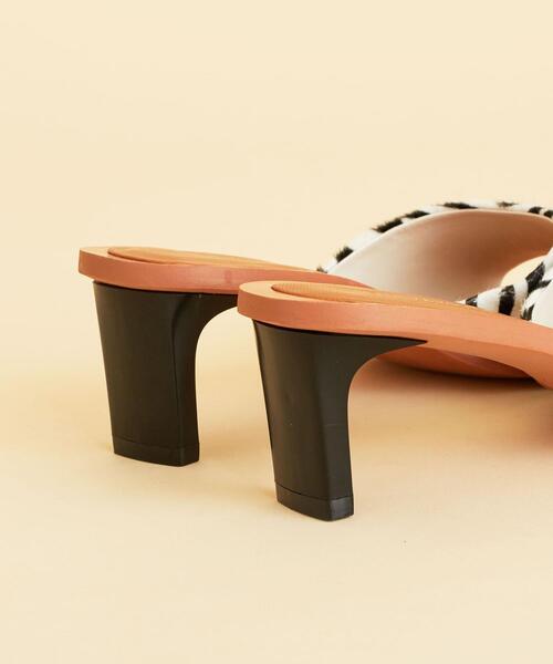 BEAUTY&YOUTH UNITED ARROWS（ビューティーアンドユースユナイテッドアローズ）の「BY∴ ゼブラプリント セットバックミュール о（サンダル・レディース・その他1・36/35h/37/36h/37h）」の3枚目の写真