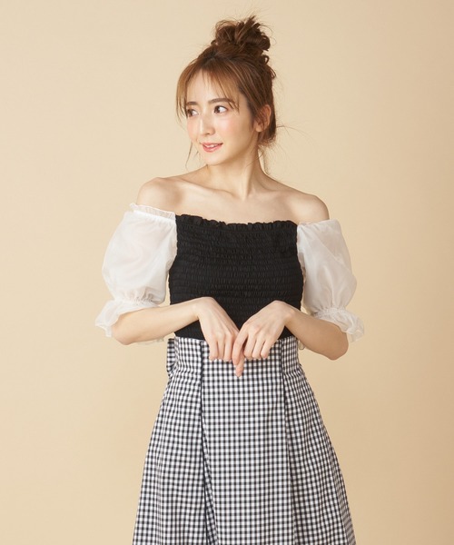 MIIA（ミーア）の「【新色登場】マシュマロトップス（シャツ/ブラウス・レディース・オフホワイト/ピンク/ブラック/ベージュ・FREE）」の5枚目の写真