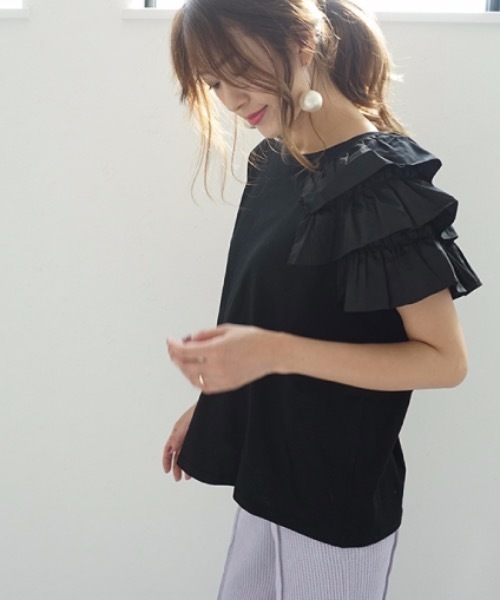 M y u（ミュー）の「片方フリルTシャツ（Tシャツ/カットソー・レディース・ブラック/オフホワイト/ホワイト系その他/ブラック系その他・FREE）」の21枚目の写真