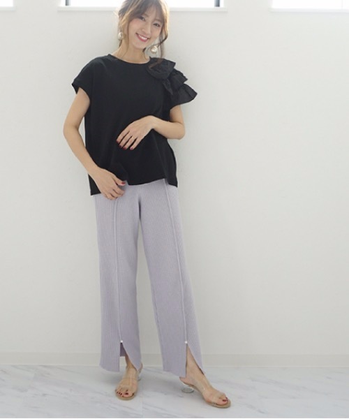 M y u（ミュー）の「片方フリルTシャツ（Tシャツ/カットソー・レディース・ブラック/オフホワイト/ホワイト系その他/ブラック系その他・FREE）」の20枚目の写真