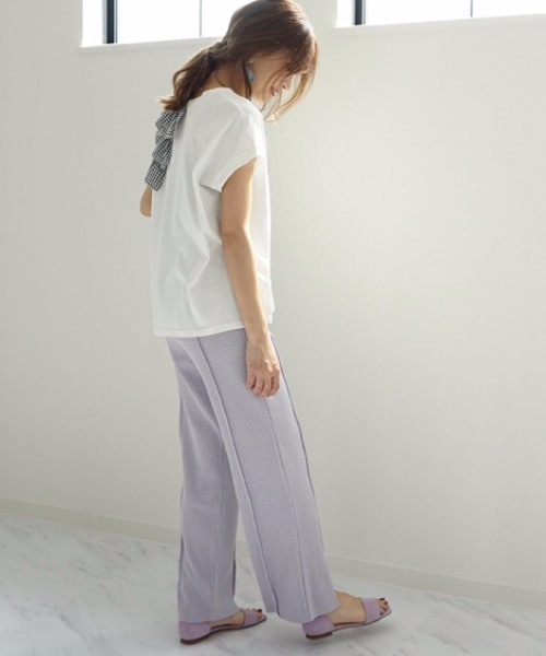 M y u（ミュー）の「片方フリルTシャツ（Tシャツ/カットソー・レディース・ブラック/オフホワイト/ホワイト系その他/ブラック系その他・FREE）」の12枚目の写真