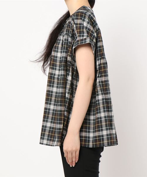 AMERICAN HOLIC(アメリカンホリック)の「フレンチスリーブノーカラーギャザーシャツ? *〇(シャツ/ブラウス・レディース・ブラック/チェック/マスタード/アイボリー・M/L)」の5枚目の写真