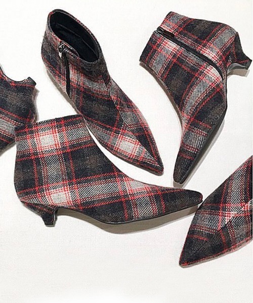 Dhyana.（ディアナドット）の「チェックショートブーツ（ブーツ・レディース・チェック・22.5cm/23.5cm/24.5cm）」の7枚目の写真