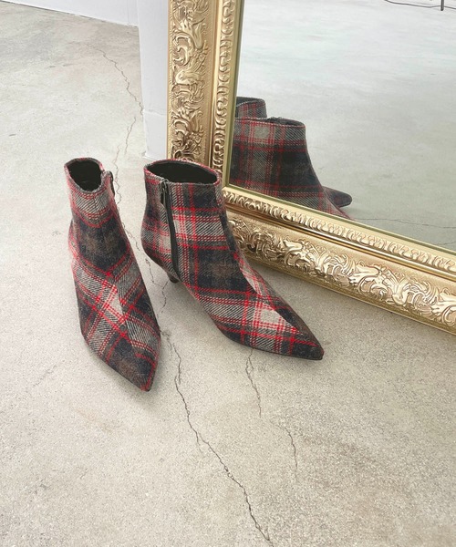 Dhyana.（ディアナドット）の「チェックショートブーツ（ブーツ・レディース・チェック・22.5cm/23.5cm/24.5cm）」の6枚目の写真