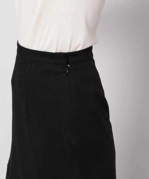 PAGEBOY(ページボーイ)の「クリアスエードマーメイドスカート(スカート・レディース・ブラック/ブラウン/グレイッシュベージュ/ブルー系その他・SMALL/MEDIUM)」の12枚目の写真