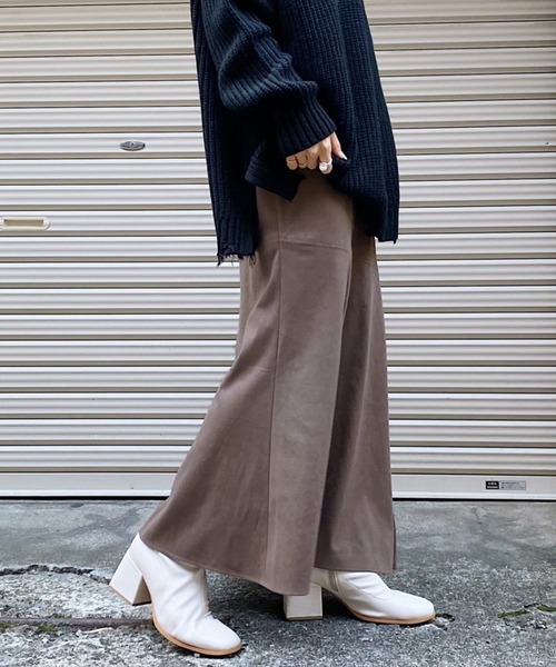 PAGEBOY(ページボーイ)の「クリアスエードマーメイドスカート(スカート・レディース・ブラック/ブラウン/グレイッシュベージュ/ブルー系その他・SMALL/MEDIUM)」の19枚目の写真