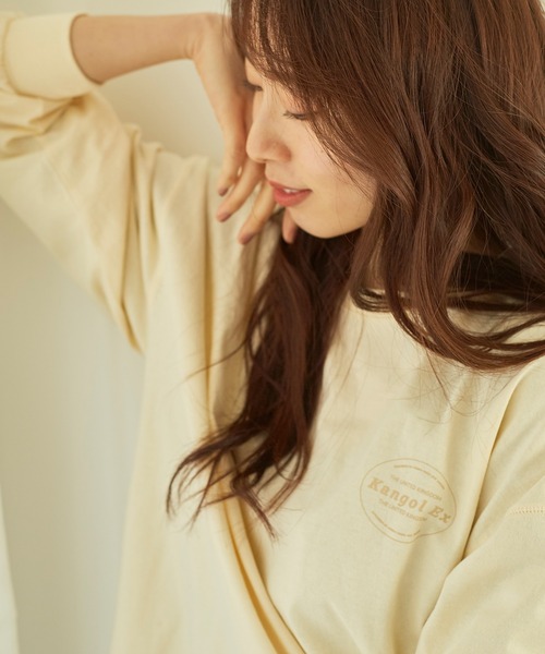 KANGOL EXTRA COMFORT(カンゴールエクストラコンフォート)の「バックプリントMIXロゴ ロングTシャツ(Tシャツ/カットソー・レディース・オフホワイト/クリーム/ブラック/ライトベージュ・L/M/LL)」の5枚目の写真