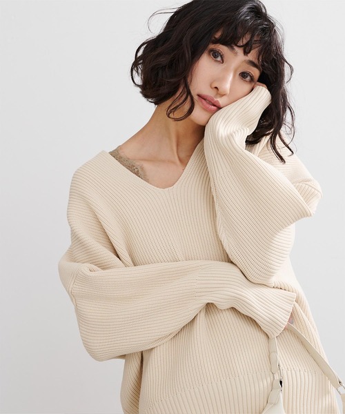 UR'S(ユアーズ)の「肩レースタンクトップ(タンクトップ・レディース・オフホワイト/ラベンダー/グレイッシュベージュ/ブラック・S/M/L)」の17枚目の写真