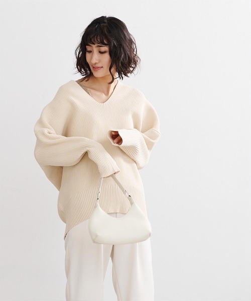 UR'S(ユアーズ)の「肩レースタンクトップ(タンクトップ・レディース・オフホワイト/ラベンダー/グレイッシュベージュ/ブラック・S/M/L)」の15枚目の写真