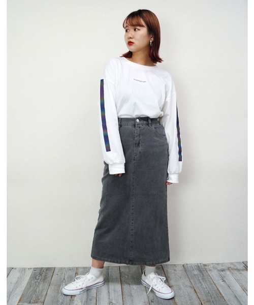 179/WG（イチナナキュウダブルジー）の「ピグメントデニムタイトスカート（デニムスカート・レディース・チャコールグレー/パープル/ブルー・MEDIUM）」の13枚目の写真