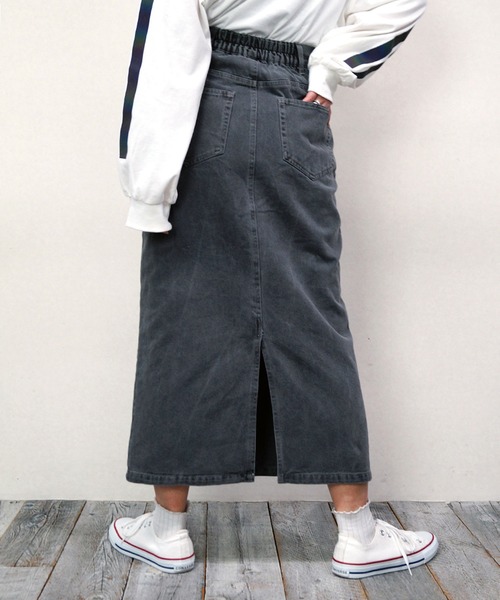 179/WG（イチナナキュウダブルジー）の「ピグメントデニムタイトスカート（デニムスカート・レディース・チャコールグレー/パープル/ブルー・MEDIUM）」の11枚目の写真
