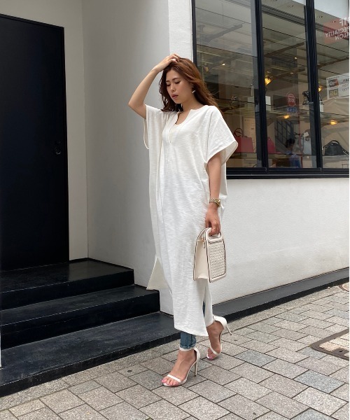 y/m by misato（イムバイミサト）の「カフタンワンピース（ワンピース・レディース・ホワイト/ブラウン/ベージュ・FREE）」の6枚目の写真