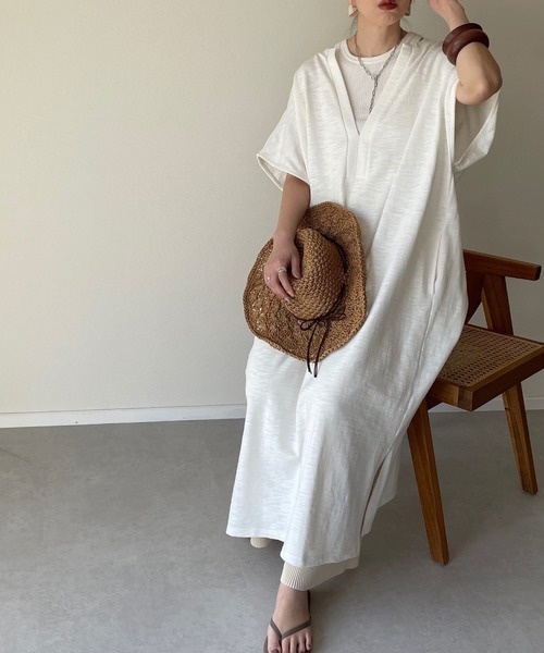y/m by misato（イムバイミサト）の「カフタンワンピース（ワンピース・レディース・ホワイト/ブラウン/ベージュ・FREE）」の15枚目の写真
