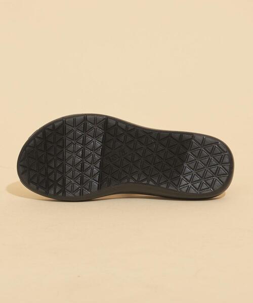 Teva(テバ)の「<TEVA(テバ)>∴VOYA INFINITY METALIC ボヤインフィニティメタリック サンダル ◆(サンダル・レディース・ブラック・6/8/5/7)」の2枚目の写真