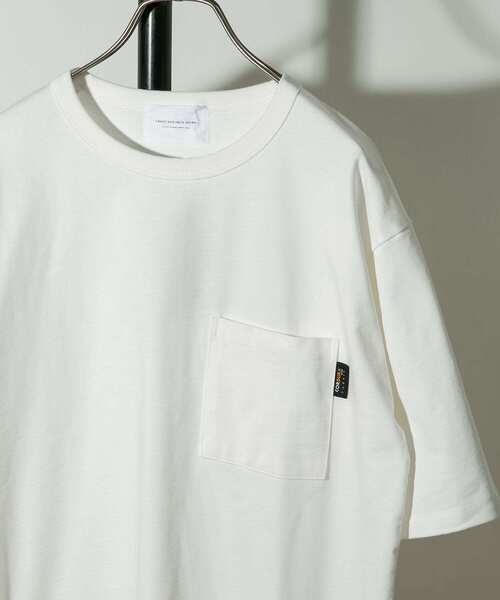 URBAN RESEARCH DOORS（アーバンリサーチドアーズ）の「コーデュラナイロン ポケットTシャツ（Tシャツ/カットソー・メンズ・ピンク/チャコールグレー/ホワイト/カーキ/ベージュ・LARGE/X-LARGE/MEDIUM）」の13枚目の写真
