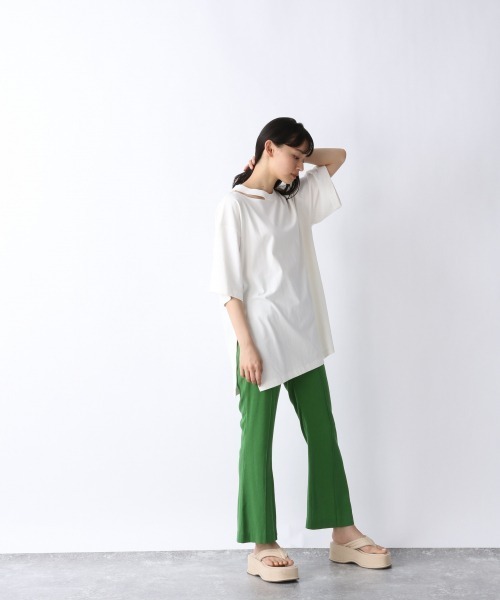 JEANASIS（ジーナシス）の「リサイクルコットンネックスリットBIGTEE/948170（Tシャツ/カットソー・レディース・ホワイト/グレー/ブラック・FREE）」の6枚目の写真