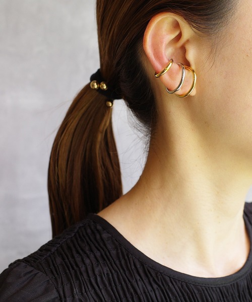 Lemme.（レム）の「【別注】Lemme for ISOLATION / Thin Cirde Earcuff /イヤーカフ/シルバー925×14KGP（イヤーカフ・レディース・ゴールド・FREE）」の7枚目の写真