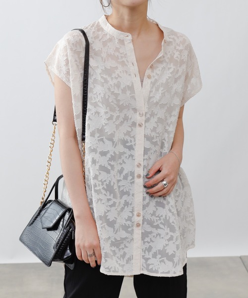 COLONY 2139（コロニートゥーワンスリーナイン）の「ジャガードシアーバンドカラーシャツ（シャツ/ブラウス・レディース・オフホワイト/ブラック/ベージュ・FREE）」の3枚目の写真