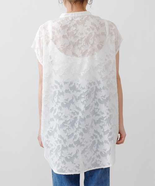 COLONY 2139（コロニートゥーワンスリーナイン）の「ジャガードシアーバンドカラーシャツ（シャツ/ブラウス・レディース・オフホワイト/ブラック/ベージュ・FREE）」の7枚目の写真