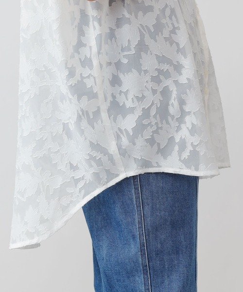 COLONY 2139（コロニートゥーワンスリーナイン）の「ジャガードシアーバンドカラーシャツ（シャツ/ブラウス・レディース・オフホワイト/ブラック/ベージュ・FREE）」の19枚目の写真