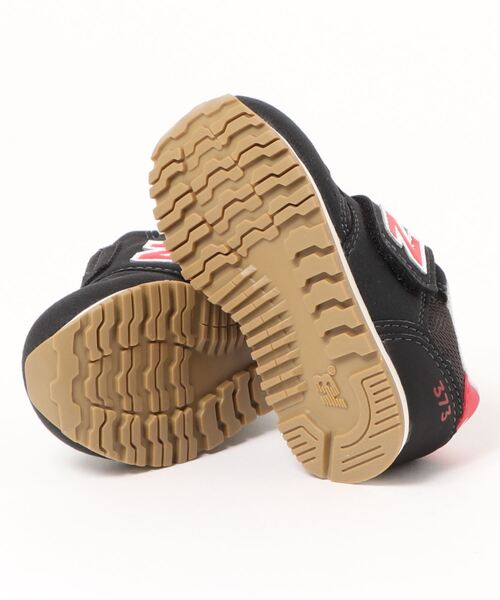 NEW BALANCE（ニューバランス）の「new balance ニューバランス IZ373 ベビーシューズ 330373 HL2 [GF]（スニーカー・キッズ・ブラック×レッド・13.5cm/13.0cm/16.5cm/12cm/14.0cm/15.0cm/15.5cm/12.5cm/16.0cm/14.5cm）」の2枚目の写真